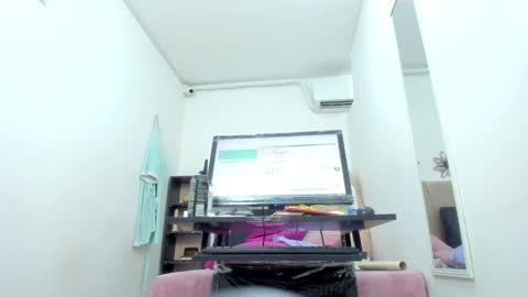  Ren  online show from February 2025 03:23:01 AM