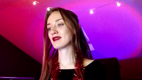 Snapshot of dalia_peach chatting on December 2024 10:23:02 AM Dalia online show from December 2024 10:23:02 AM