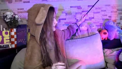 Snapshot of dalia_peach chatting on October 2025 09:06:02 AM Dalia online show from October 2025 09:06:02 AM