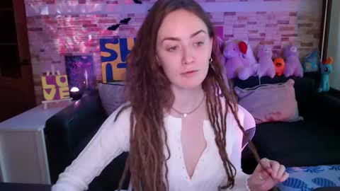 Snapshot of dalia_peach chatting on November 2025 09:52:01 AM Dalia online show from November 2025 09:52:01 AM