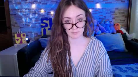 Snapshot of dalia_peach chatting on December 2025 09:14:01 AM Dalia online show from December 2025 09:14:01 AM