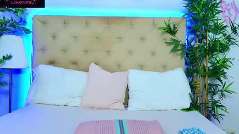 daliyaa_ online show from December 2025 12:58:01 PM