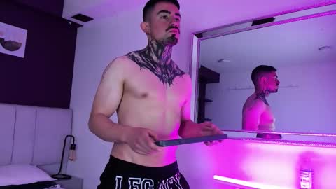 Dallas whitee online show from February 2026 08:16:02 PM