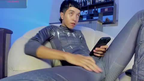 Snapshot of dallen_grant chatting on November 2025 08:30:01 PM Dallen Grant online show from November 2025 08:30:01 PM