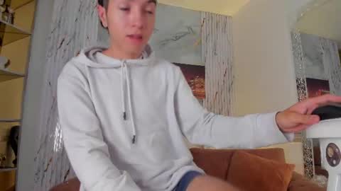 Snapshot of dallen_grant chatting on July 2026 01:15:02 PM Dallen Grant online show from July 2026 01:15:02 PM