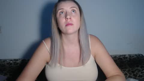 Snapshot of dalyana22 chatting on October 2025 09:59:01 PM Maria online show from October 2025 09:59:01 PM