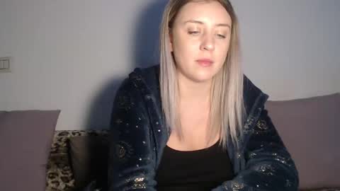 Snapshot of dalyana22 chatting on November 2025 09:39:02 PM Maria online show from November 2025 09:39:02 PM