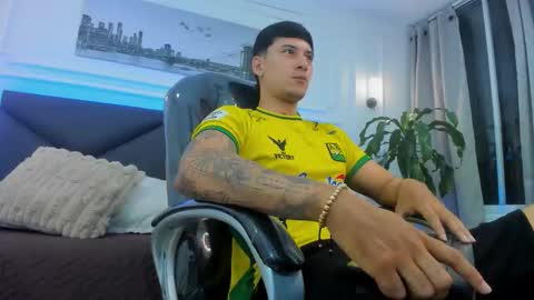 DAMIAN online show from December 2025 10:46:02 AM