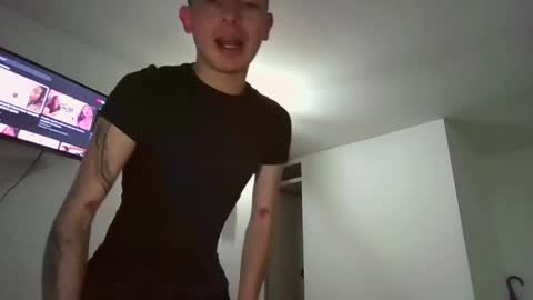 damian_de online show from February 2025 11:52:02 PM