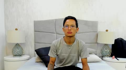 Snapshot of damian_garciaah chatting on May 2026 02:22:01 PM Damian Garcia online show from May 2026 02:22:01 PM