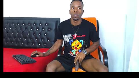 Snapshot of damian_hart_24cm chatting on February 2025 02:21:01 AM damian_hart_24cm online show from February 2025 02:21:01 AM