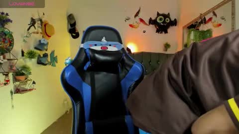 Damian online show from November 2025 03:12:02 AM