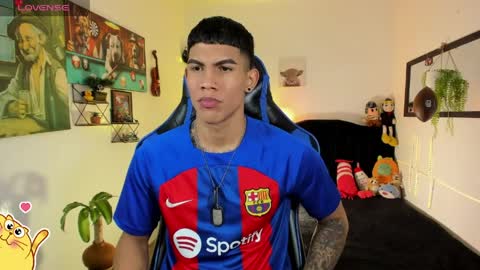 Damian online show from March 2026 03:18:02 AM