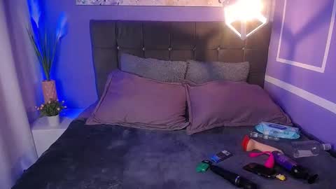 damian_n_lissa online show from September 2025 07:51:02 PM