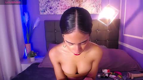 damian_n_lissa online show from November 2025 02:21:01 AM