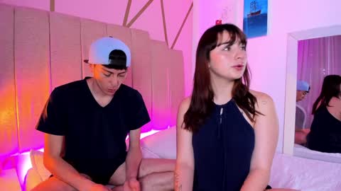 Damian   Maya online show from January 2025 12:47:01 PM