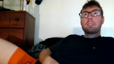 Damian online show from June 2026 07:01:02 PM