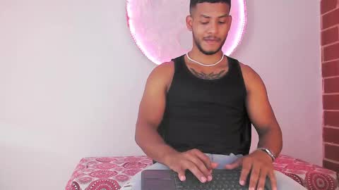 Snapshot of damiann_rees chatting on January 2025 07:34:02 PM instagram damiannreed. online show from January 2025 07:34:02 PM