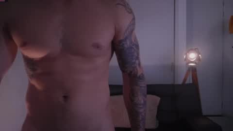 insta damn8   --------  online show from October 2025 03:16:01 PM