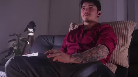 insta damn8   --------  online show from January 2026 11:41:02 PM