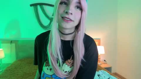 Snapshot of damiian20_ chatting on November 2025 12:18:01 PM Damian online show from November 2025 12:18:01 PM