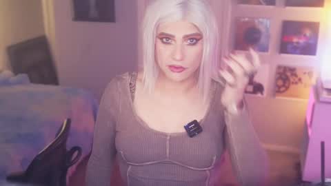 Snapshot of damngina39 chatting on March 2025 06:28:02 AM damngina39 online show from March 2025 06:28:02 AM