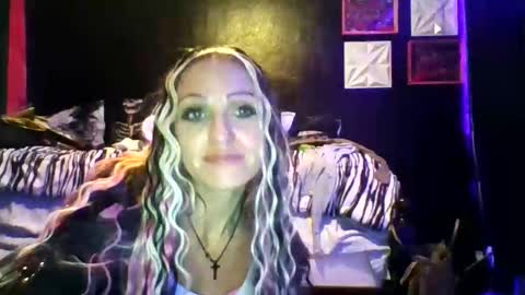 damnitjanet13 online show from April 2026 12:14:02 PM