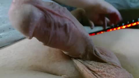 Snapshot of damocles01 chatting on November 2025 08:43:01 PM Damocles online show from November 2025 08:43:01 PM