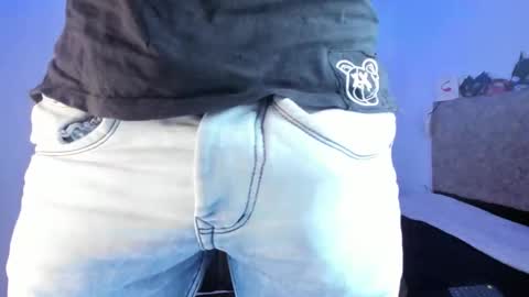 Damon bakert online show from December 2025 07:45:02 PM