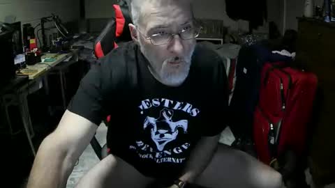 Snapshot of dan137111 chatting on April 2026 11:25:02 AM dan137111 online show from April 2026 11:25:02 AM