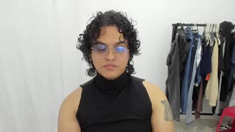 Diane Blosson online show from April 2026 12:21:02 AM