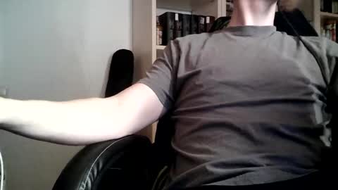 Snapshot of dan_snow24 chatting on May 2026 07:33:02 PM Dan Snow online show from May 2026 07:33:02 PM
