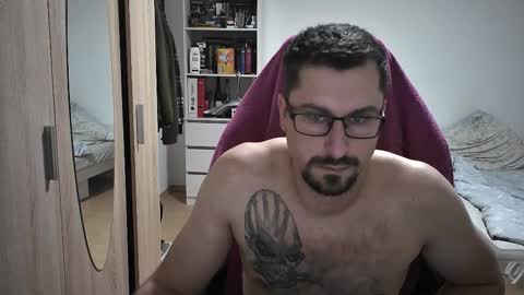 King Dan online show from October 2025 07:13:02 PM