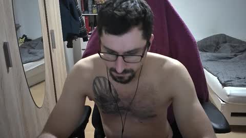 King Dan online show from November 2025 08:46:02 PM