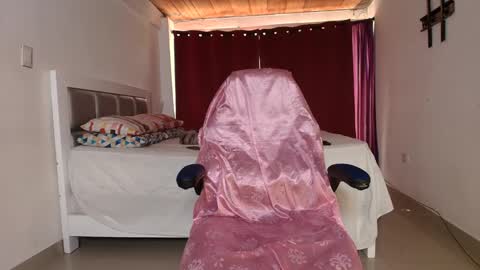 Snapshot of dana_777 chatting on September 2025 03:38:01 PM Dayana  online show from September 2025 03:38:01 PM