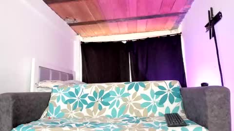 Snapshot of dana_777 chatting on October 2025 08:53:02 PM Dayana  online show from October 2025 08:53:02 PM