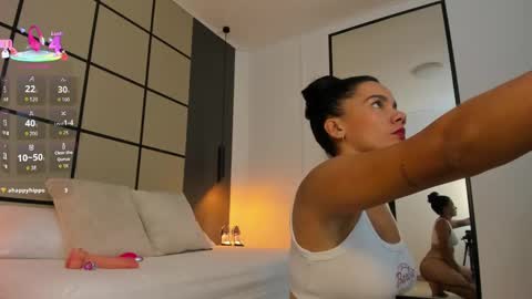 D A N A  online show from September 2025 08:08:01 AM