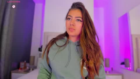 Dana online show from February 2025 04:04:01 AM