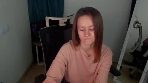 Dana online show from September 2025 06:18:02 PM