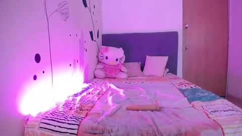 dana_paula online show from February 2025 04:40:02 PM