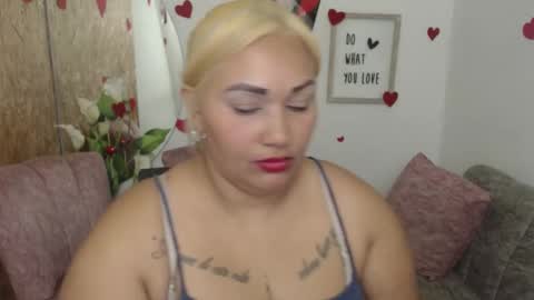 danalaleska online show from October 2025 03:57:02 PM