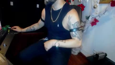 Snapshot of danbury44 chatting on December 2025 03:58:02 AM danbury online show from December 2025 03:58:02 AM