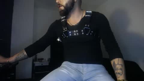 Snapshot of danbury44 chatting on January 2026 02:59:01 AM danbury online show from January 2026 02:59:01 AM