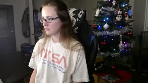 Snapshot of dancingcanadian chatting on December 2024 02:52:02 AM DancingCanadian online show from December 2024 02:52:02 AM