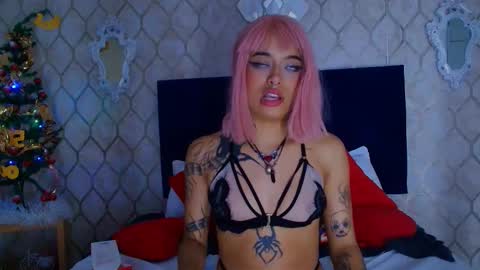 Dan  online show from December 2024 06:25:01 PM