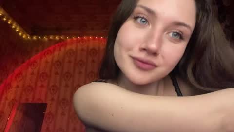 dangerous_softness online show from April 2026 07:12:02 PM