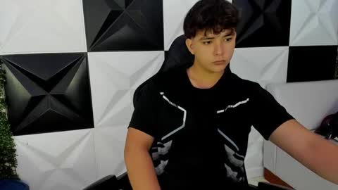 dani_cumboy online show from September 2025 01:54:02 PM