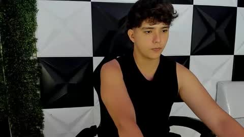 dani_cumboy online show from September 2025 02:30:01 PM