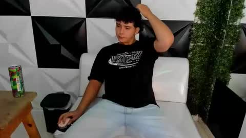 dani_cumboy online show from November 2025 03:04:01 PM