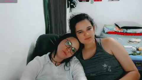 dani y jocelyn online show from October 2025 12:22:02 AM